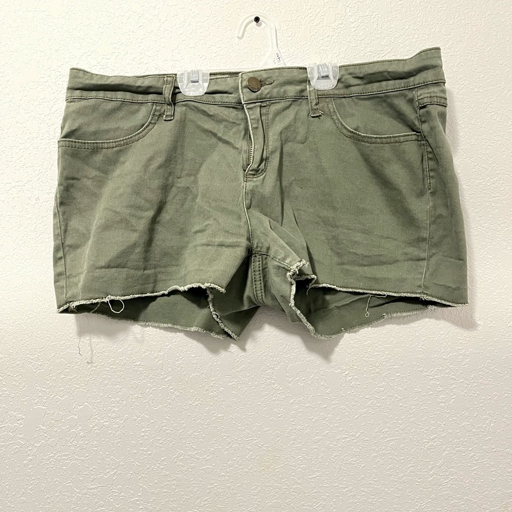 🐙No Boundaries Green Jean Shorts